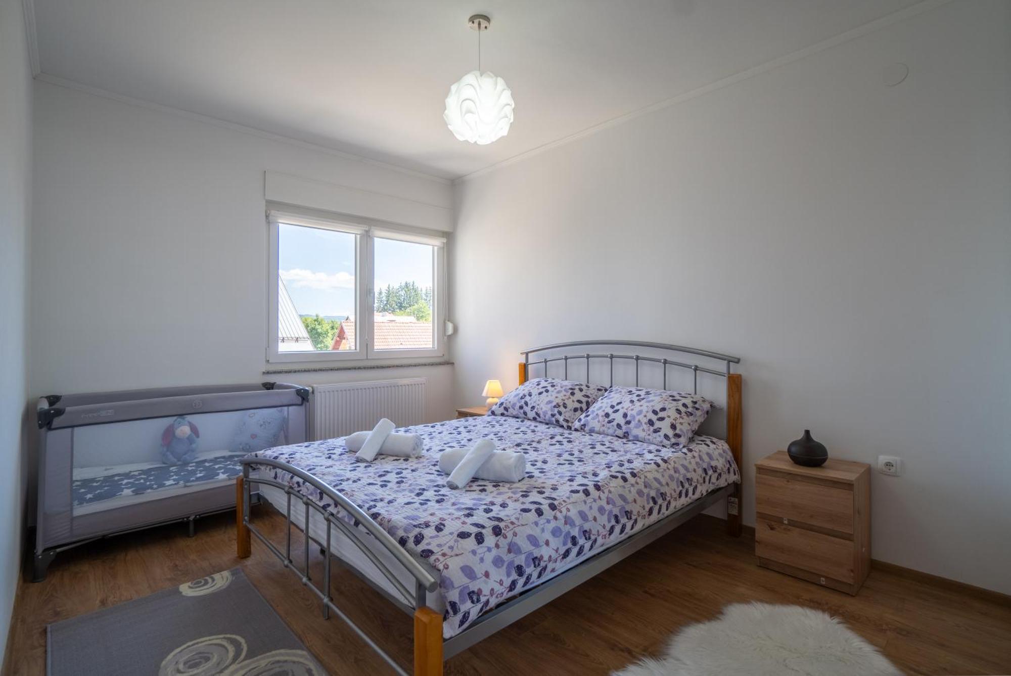 Apartman Josip กอสปิช ภายนอก รูปภาพ