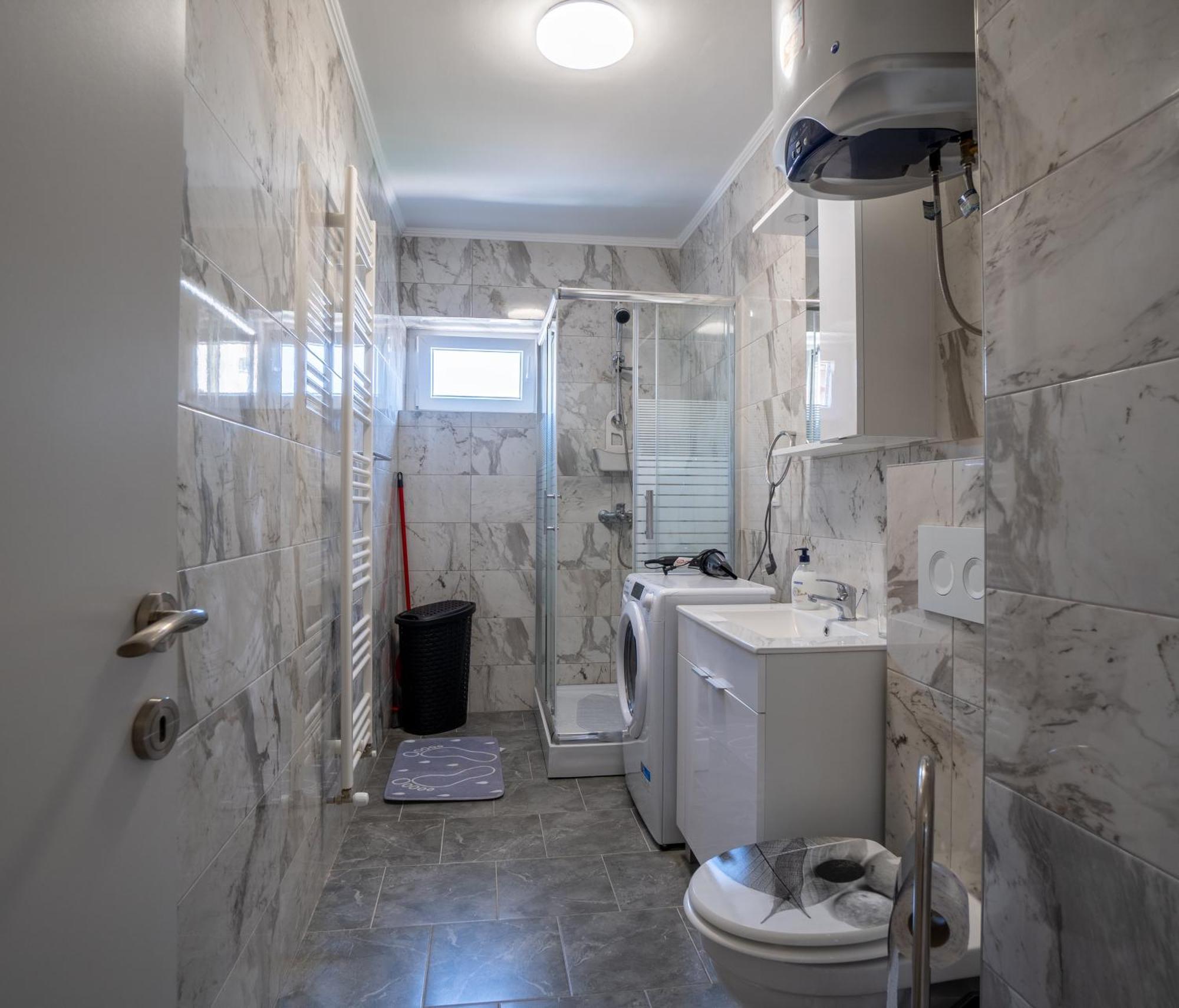 Apartman Josip กอสปิช ภายนอก รูปภาพ