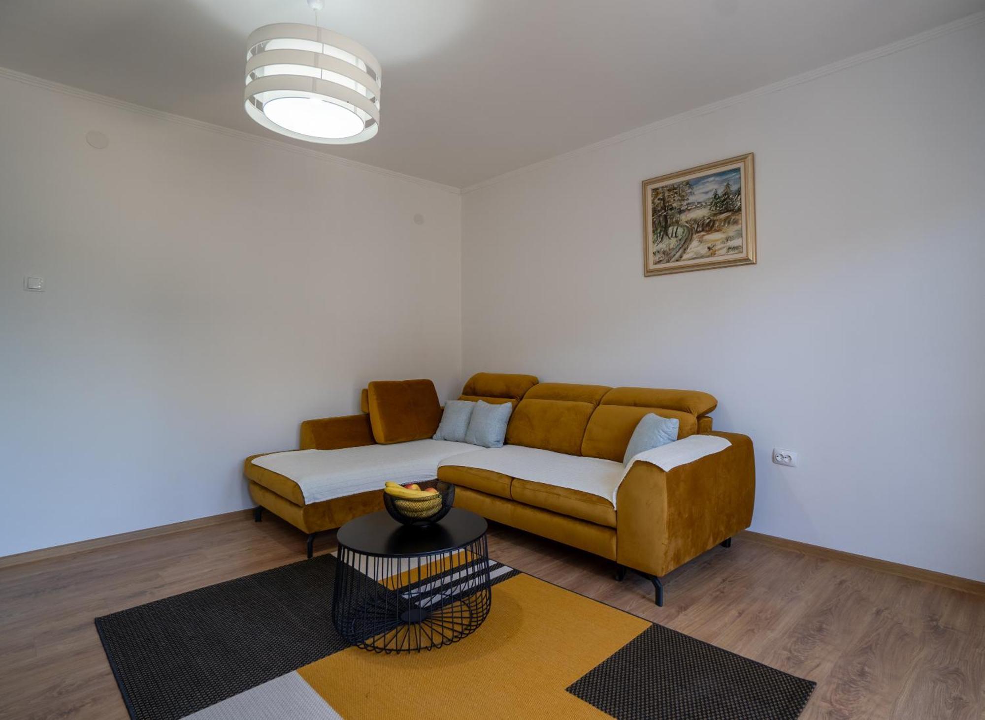 Apartman Josip กอสปิช ภายนอก รูปภาพ