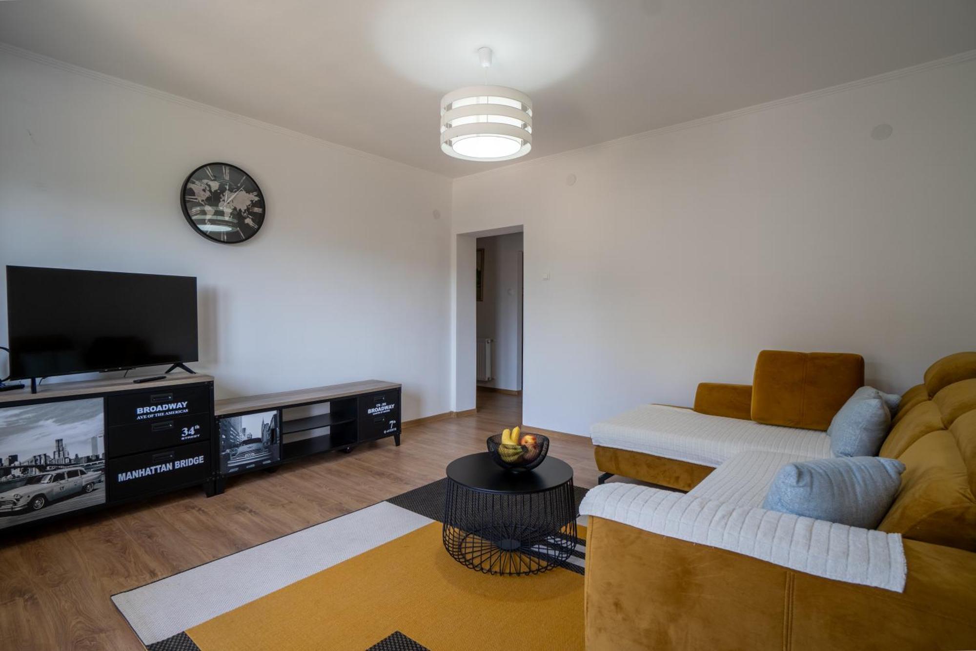 Apartman Josip กอสปิช ภายนอก รูปภาพ